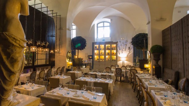 Aura Lounge Café