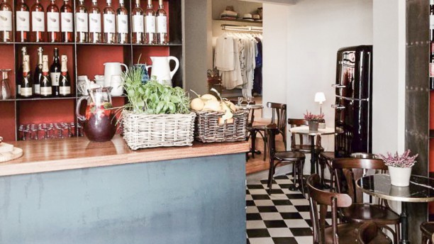 Casa da Praia Tapas e Wine Bar